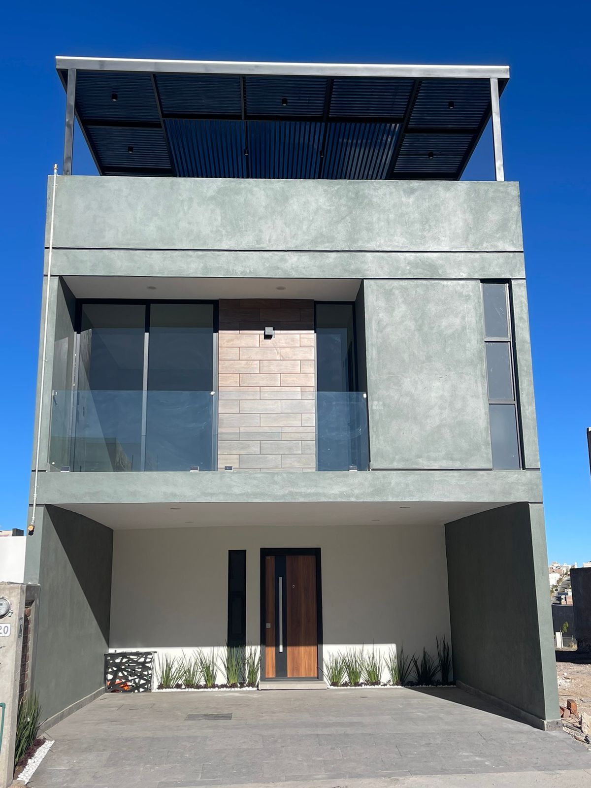 Casa nueva en venta — Privada Puerta Engracia, Colinas del Padre 5ta Sección — imagen 1