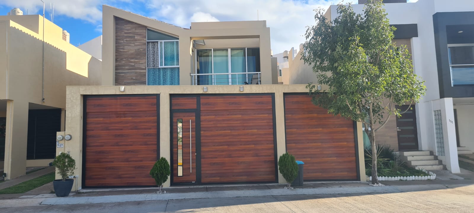 Casa en venta — Privada Cumbres, Colinas del Padre 4ta Sección — imagen 1