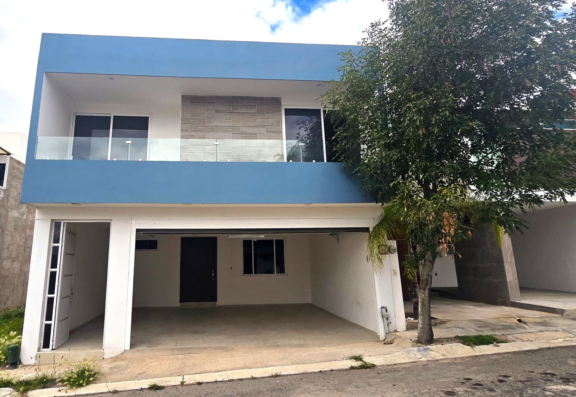 Casa nueva en venta — Privada San Rafael, Colinas del Padre 5ta Sección — imagen 1