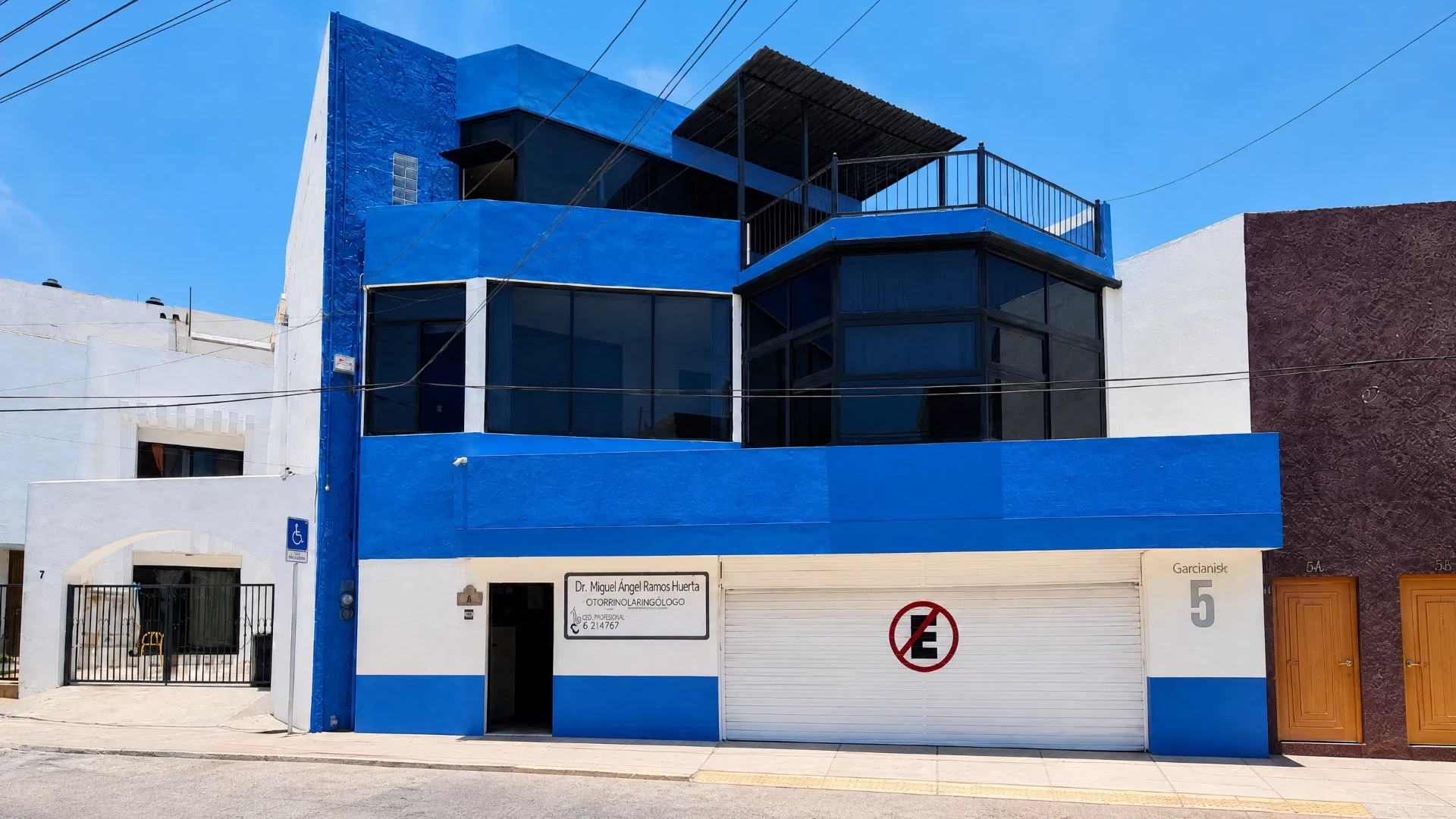 Edificio en venta — Clínica/Consultorios/Oficinas, Los Geraneos — imagen 1