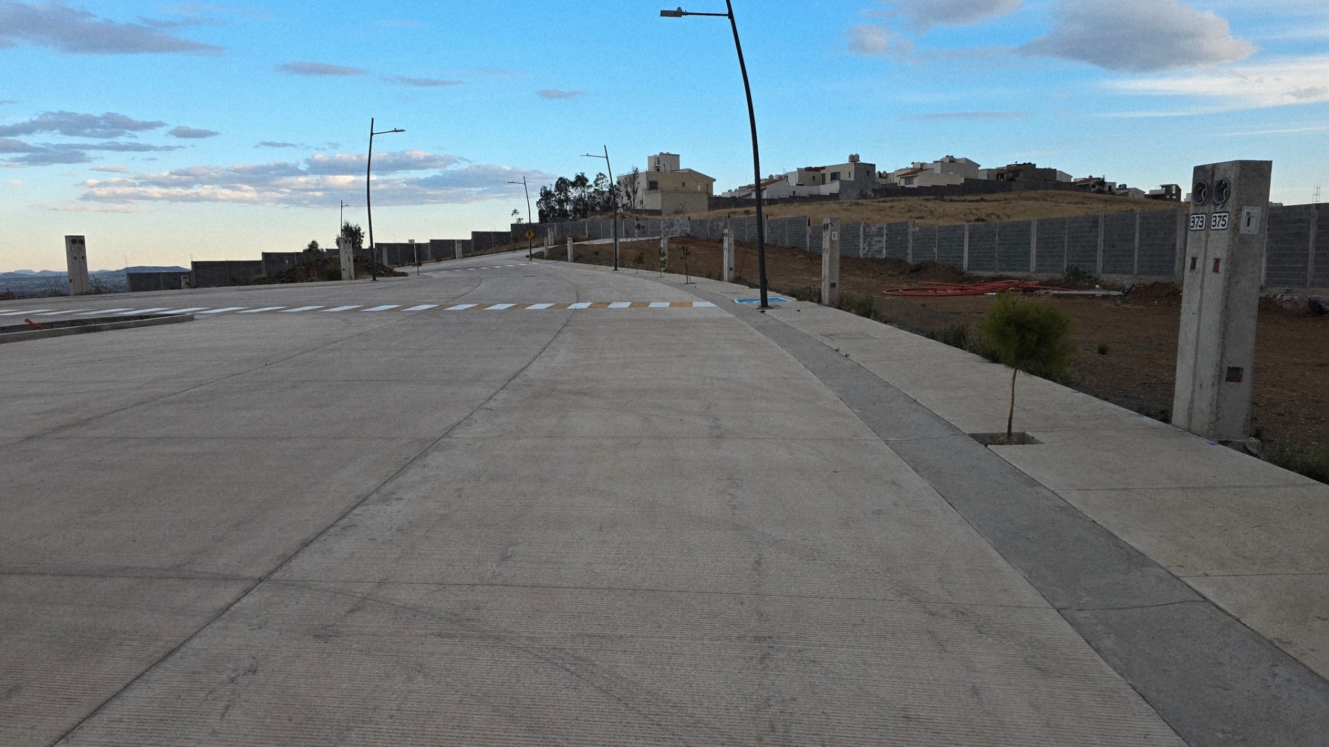Lote urbano en venta — Citadella del Nogal, Guadalupe — imagen 2