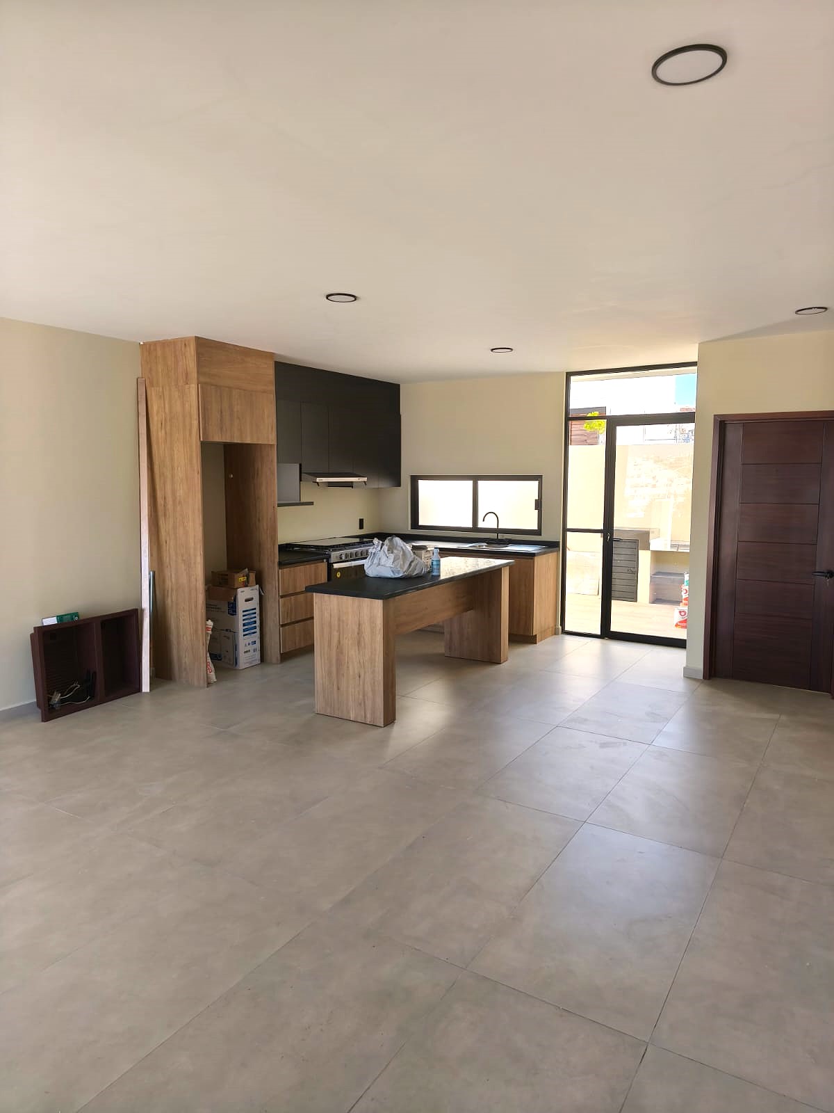 Casa nueva en venta — Privada Puerta Engracia, Colinas del Padre 5ta Sección — imagen 2