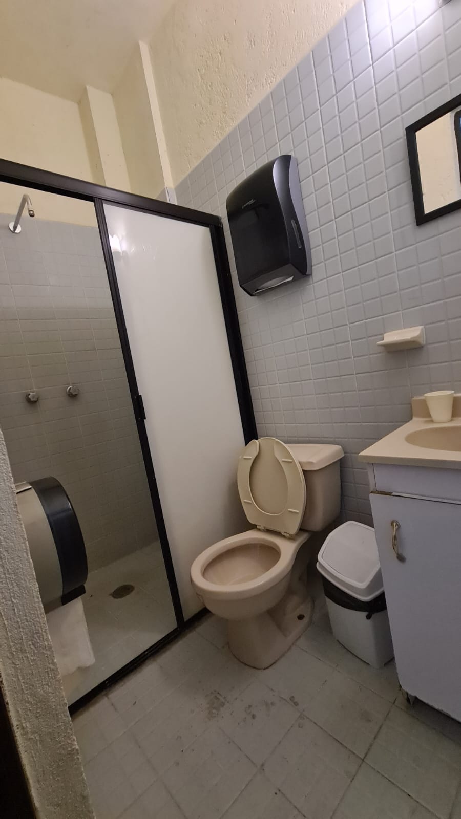 Edificio en venta — Clínica/Consultorios/Oficinas, Los Geraneos — imagen 9
